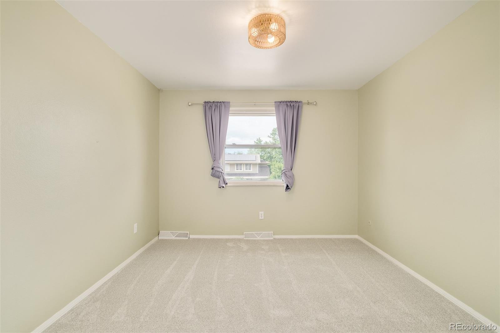 MLS Image #25 for 3722 s rosemary way,denver, Colorado