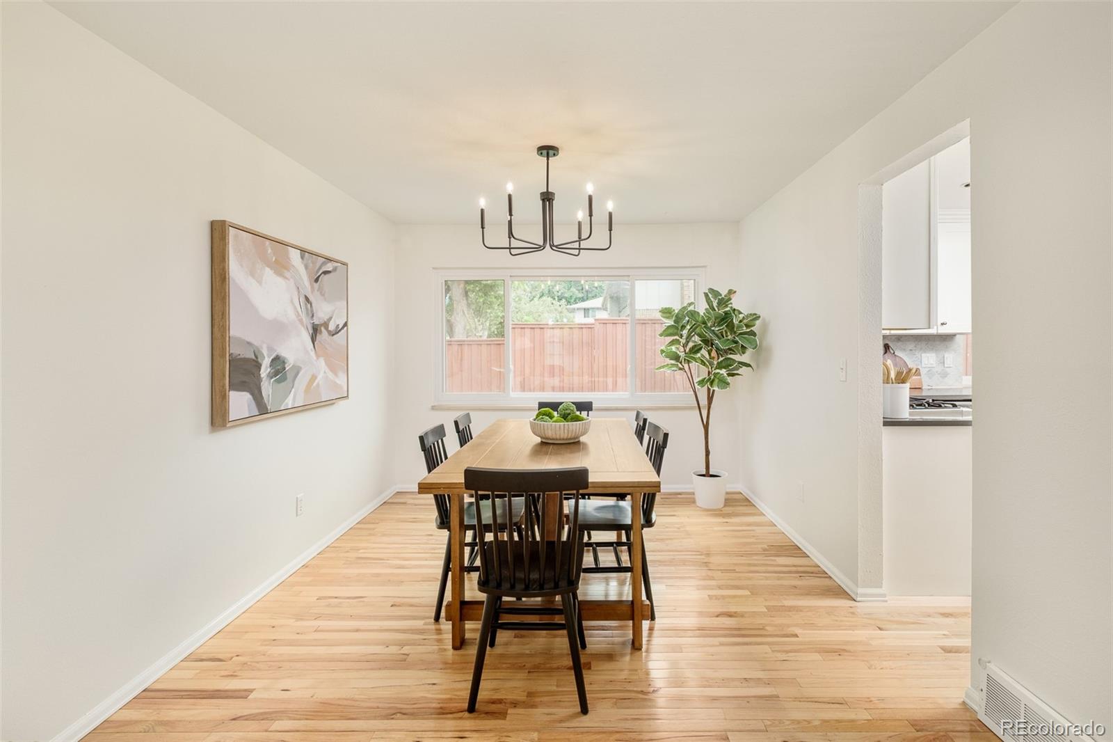 MLS Image #6 for 3722 s rosemary way,denver, Colorado
