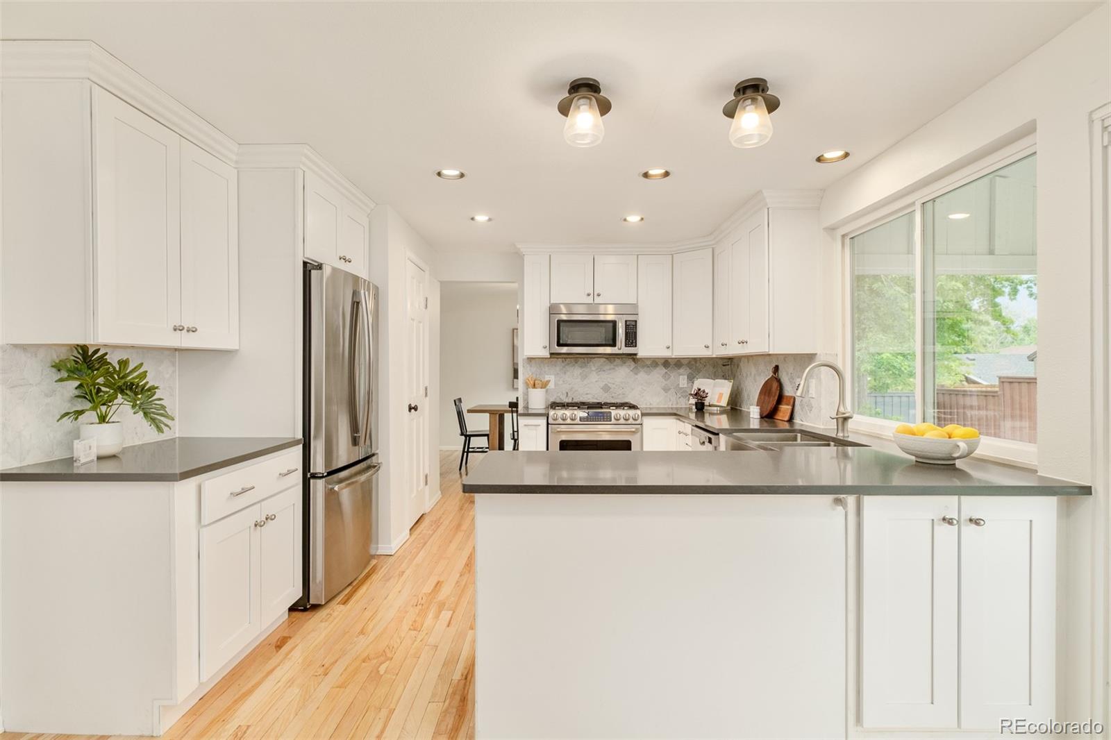 MLS Image #9 for 3722 s rosemary way,denver, Colorado