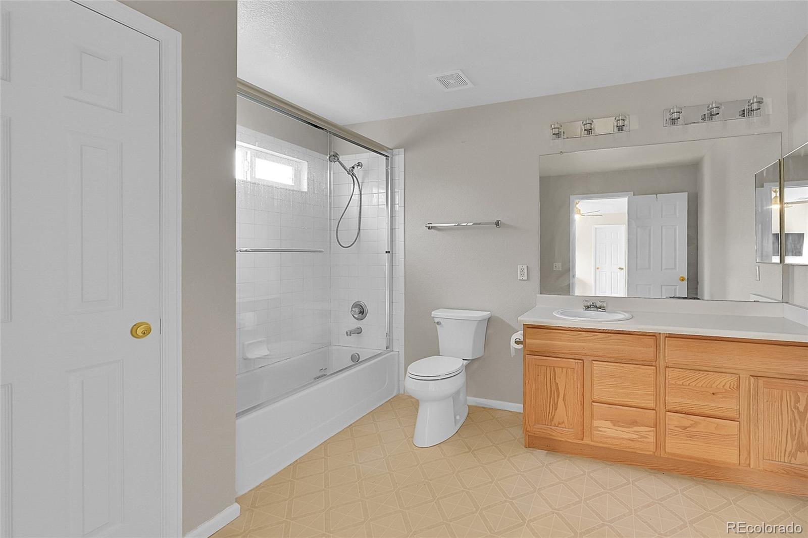 MLS Image #15 for 5564  kalispell street,denver, Colorado