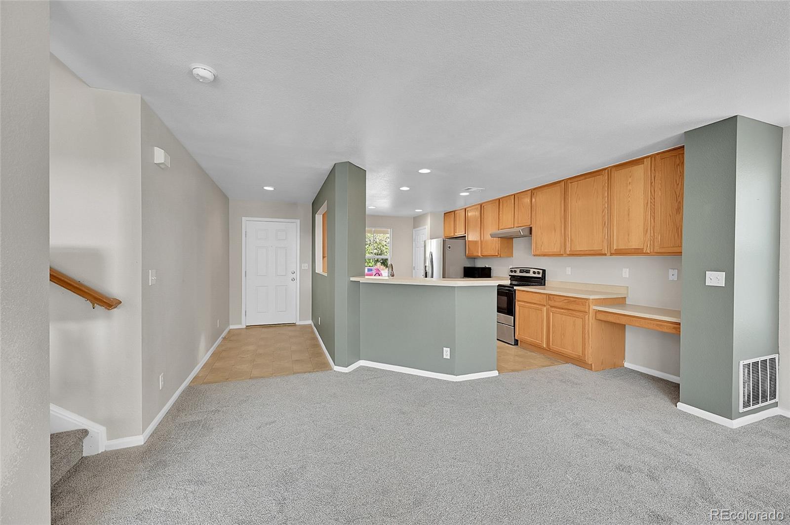 MLS Image #4 for 5564  kalispell street,denver, Colorado