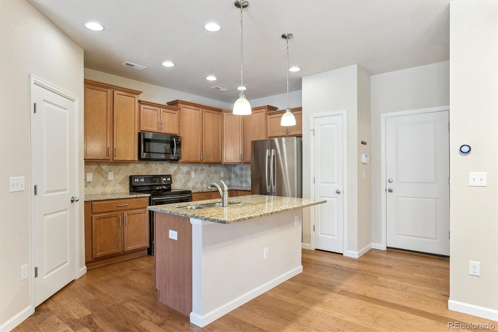 MLS Image #5 for 16062 w 62nd lane,arvada, Colorado