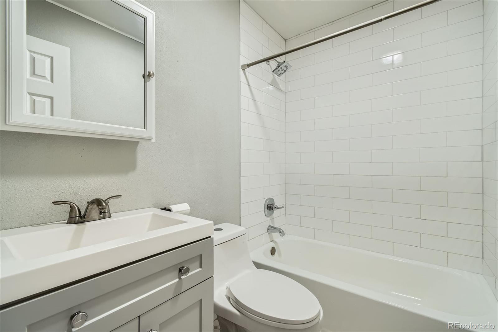 MLS Image #12 for 2726 w 1st avenue,denver, Colorado