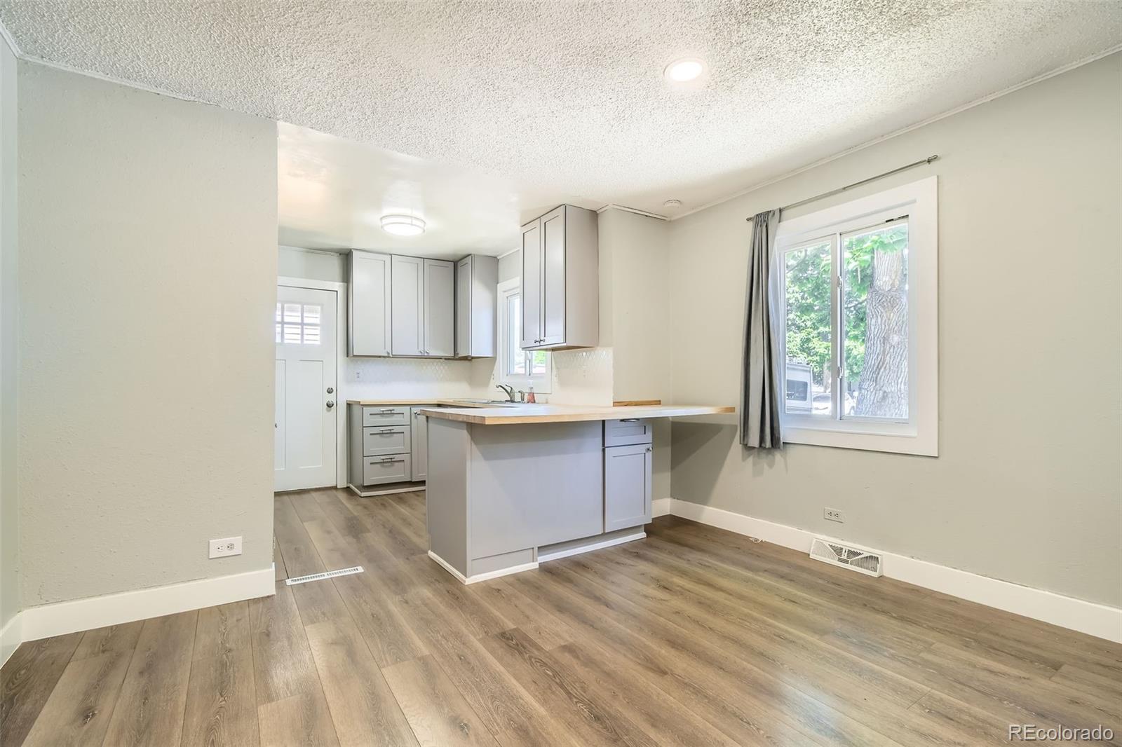MLS Image #5 for 2726 w 1st avenue,denver, Colorado