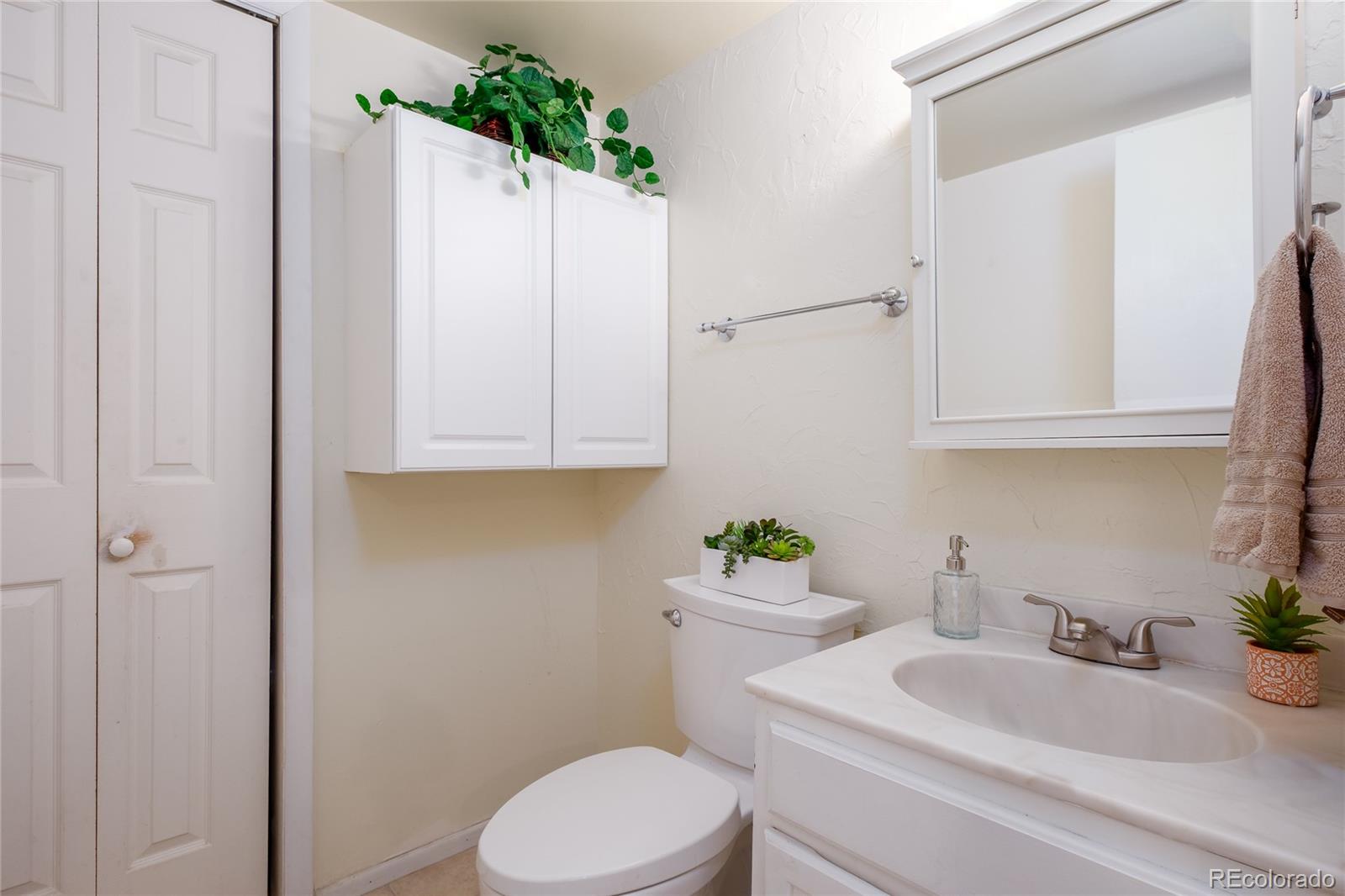 MLS Image #6 for 9675 e kansas circle,denver, Colorado