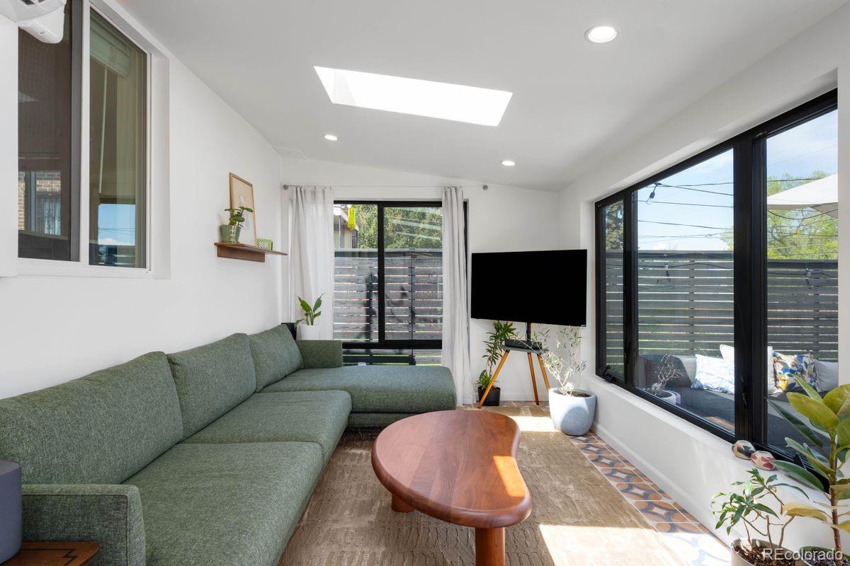 MLS Image #10 for 5051 w 35th avenue,denver, Colorado