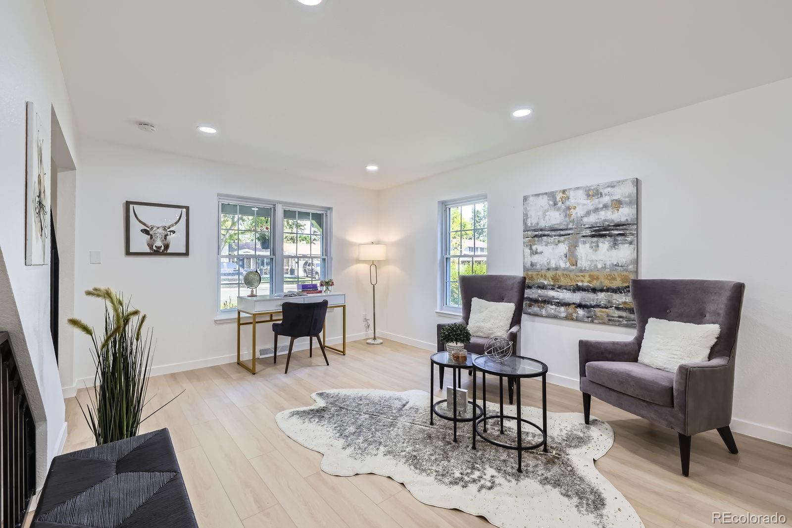 MLS Image #5 for 3374 s niagara way,denver, Colorado