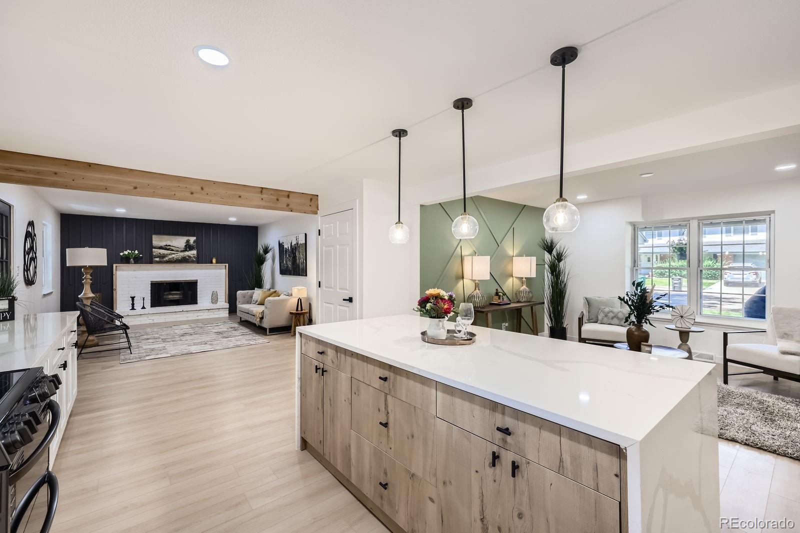 MLS Image #8 for 3374 s niagara way,denver, Colorado