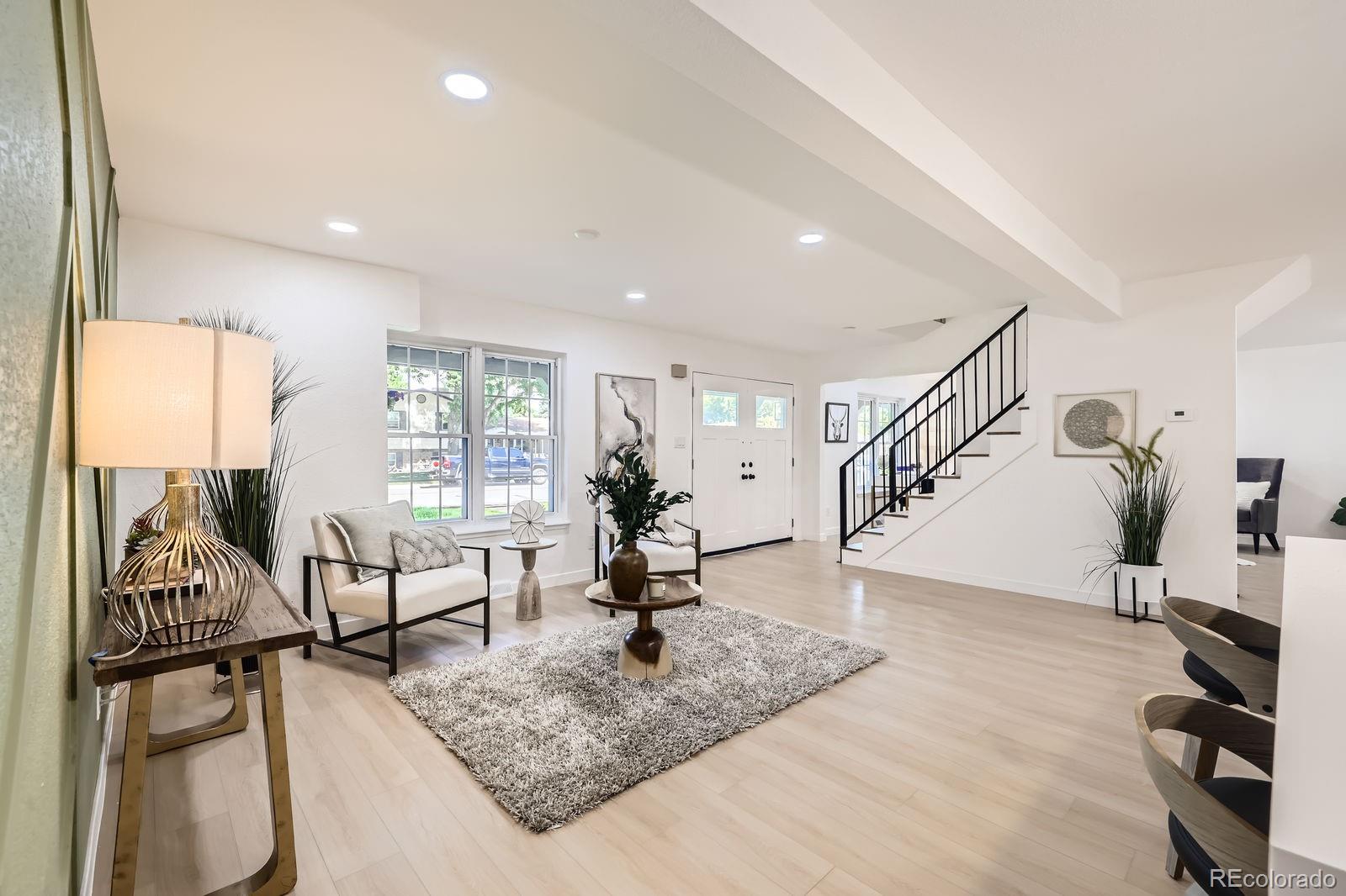 MLS Image #9 for 3374 s niagara way,denver, Colorado