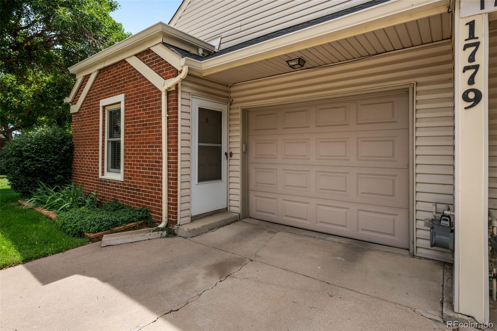 MLS Image #2 for 1779 s lee street,lakewood, Colorado