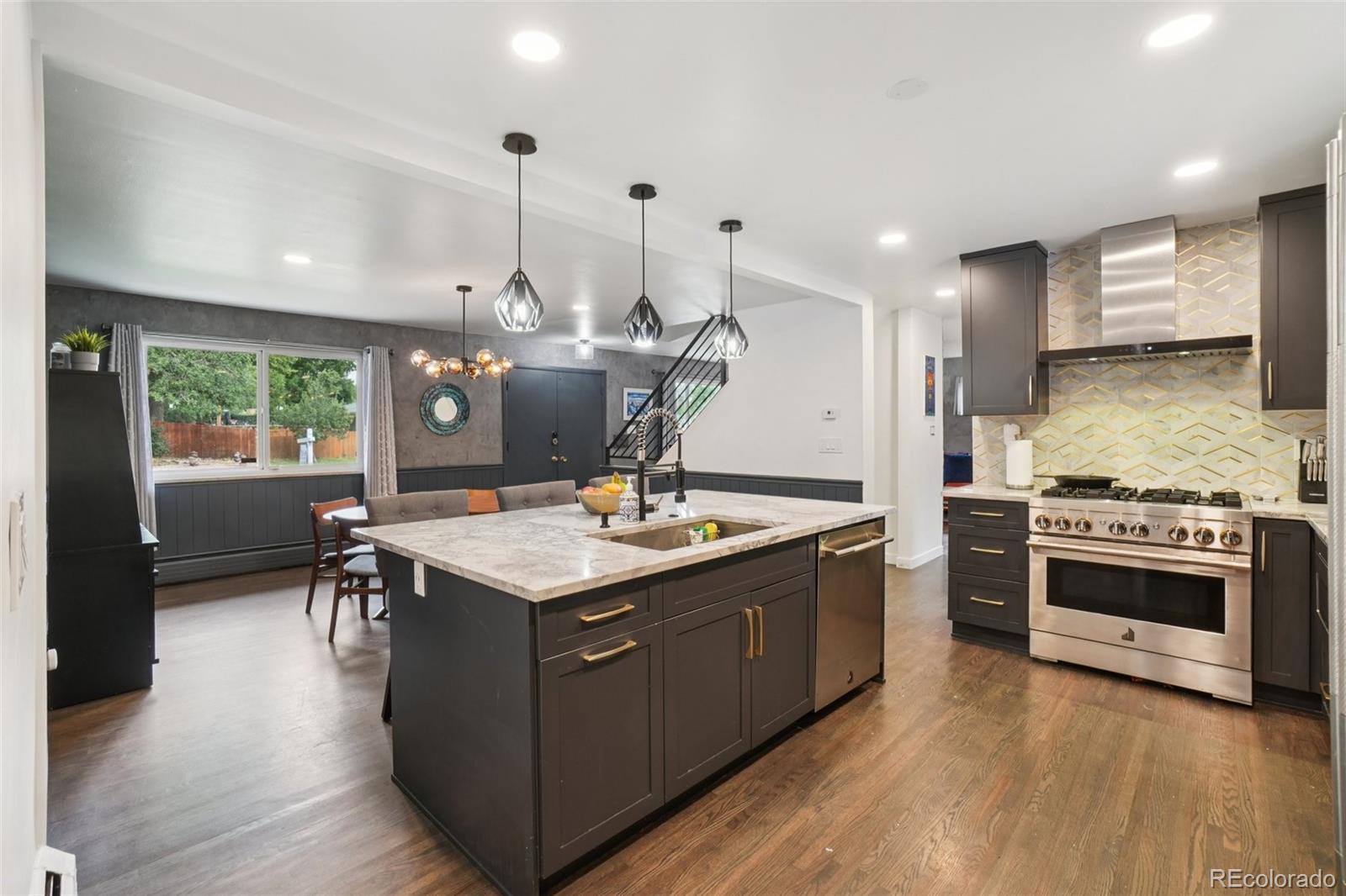 MLS Image #12 for 3095 s vine street,denver, Colorado