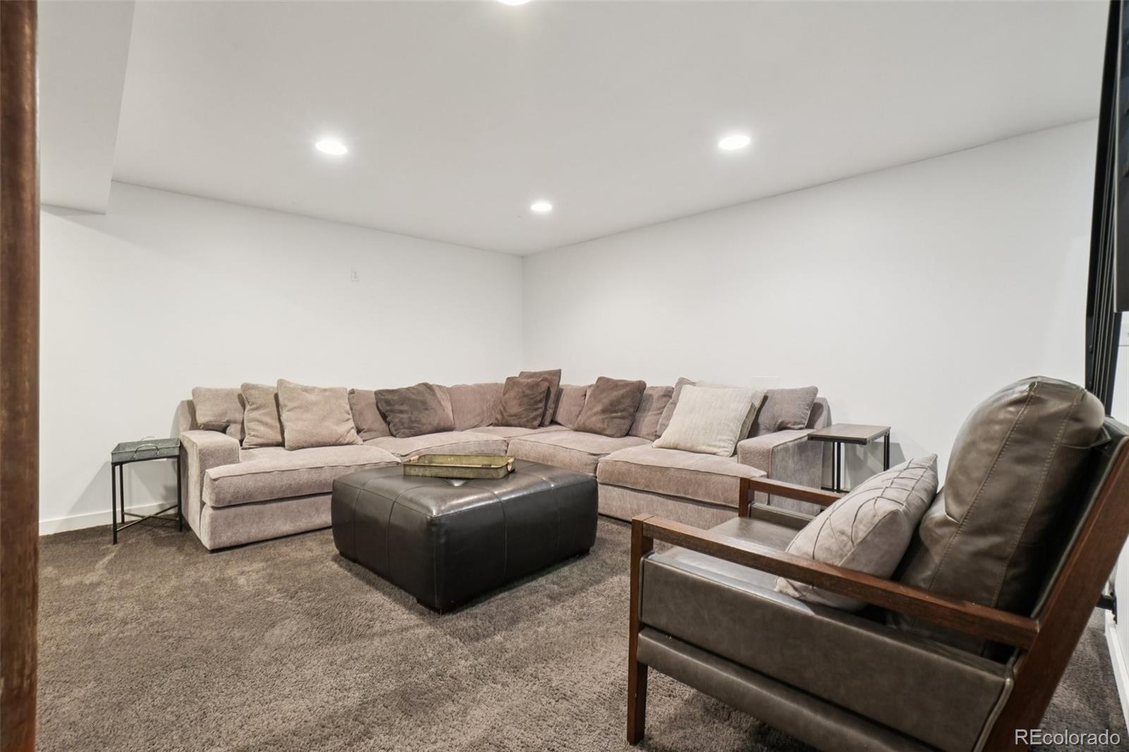 MLS Image #34 for 3095 s vine street,denver, Colorado