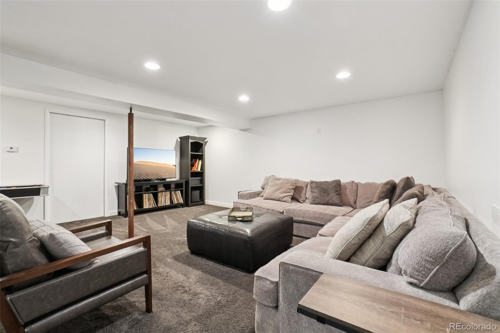 MLS Image #35 for 3095 s vine street,denver, Colorado