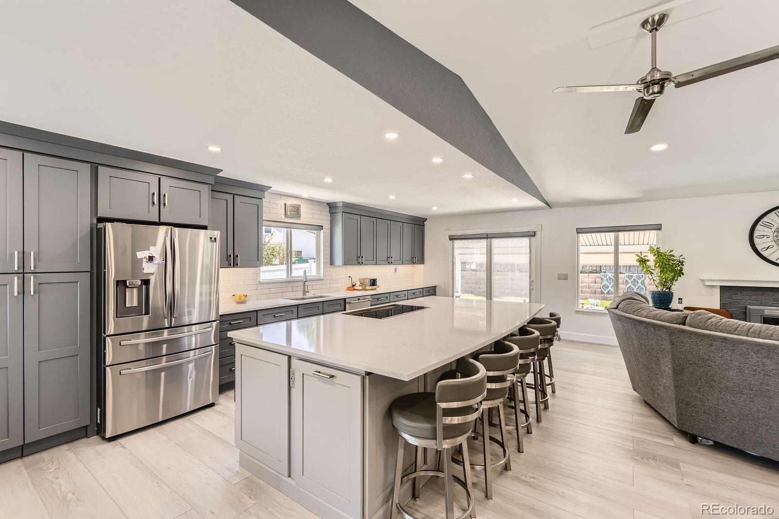 MLS Image #11 for 4054 s olathe court,aurora, Colorado