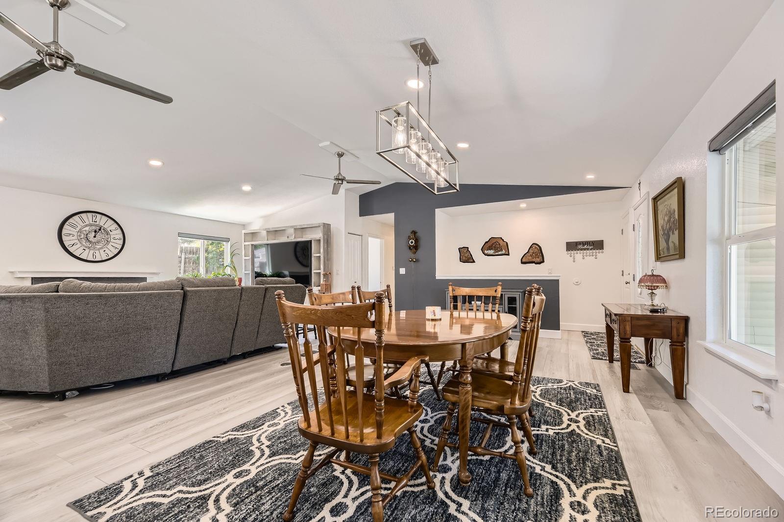 MLS Image #8 for 4054 s olathe court,aurora, Colorado
