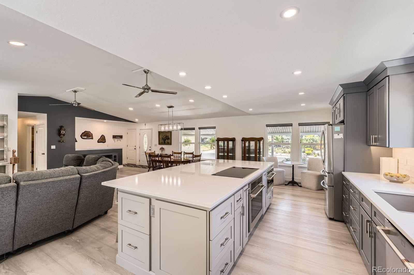 MLS Image #9 for 4054 s olathe court,aurora, Colorado