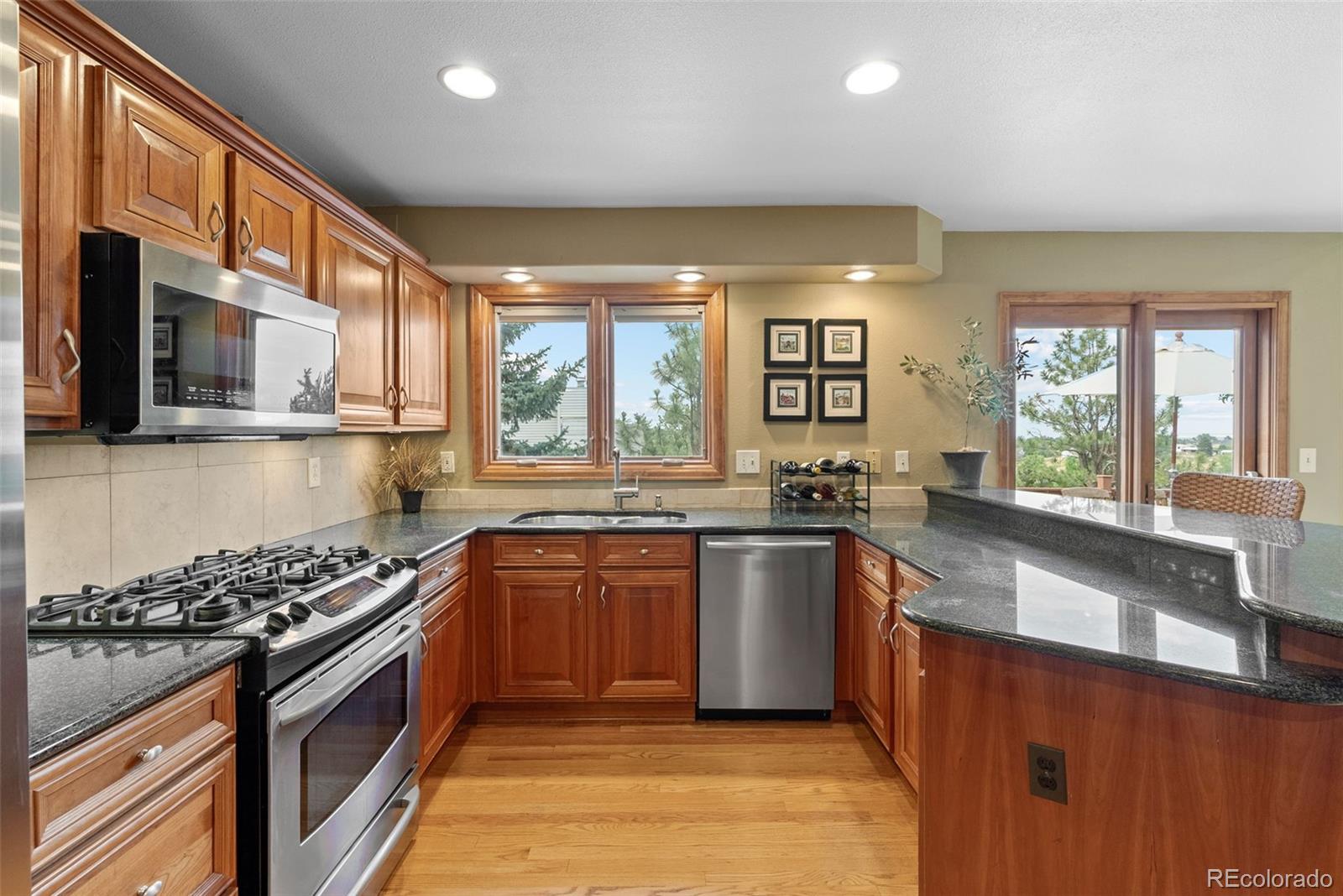 MLS Image #17 for 318  defrance court,golden, Colorado
