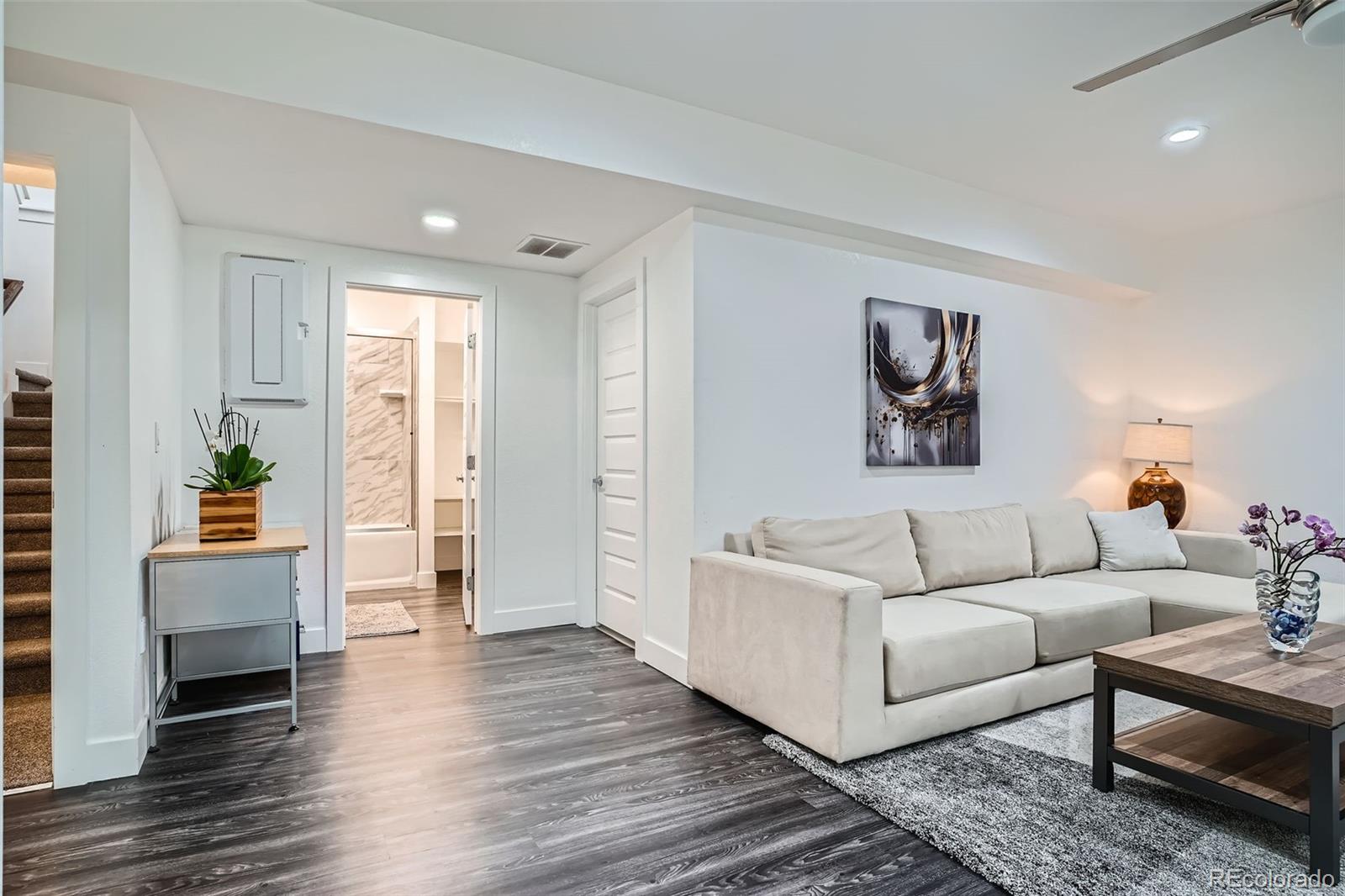 MLS Image #23 for 10095 e 59th avenue,denver, Colorado