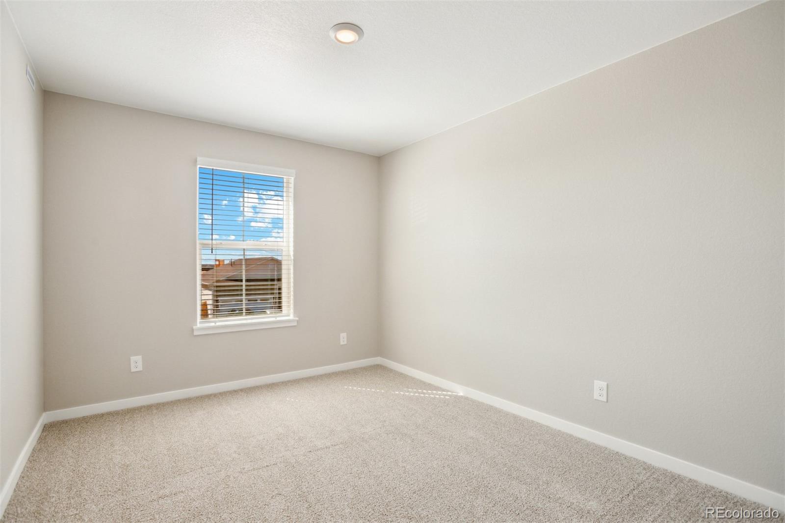 MLS Image #15 for 17943 e 94th place,commerce city, Colorado