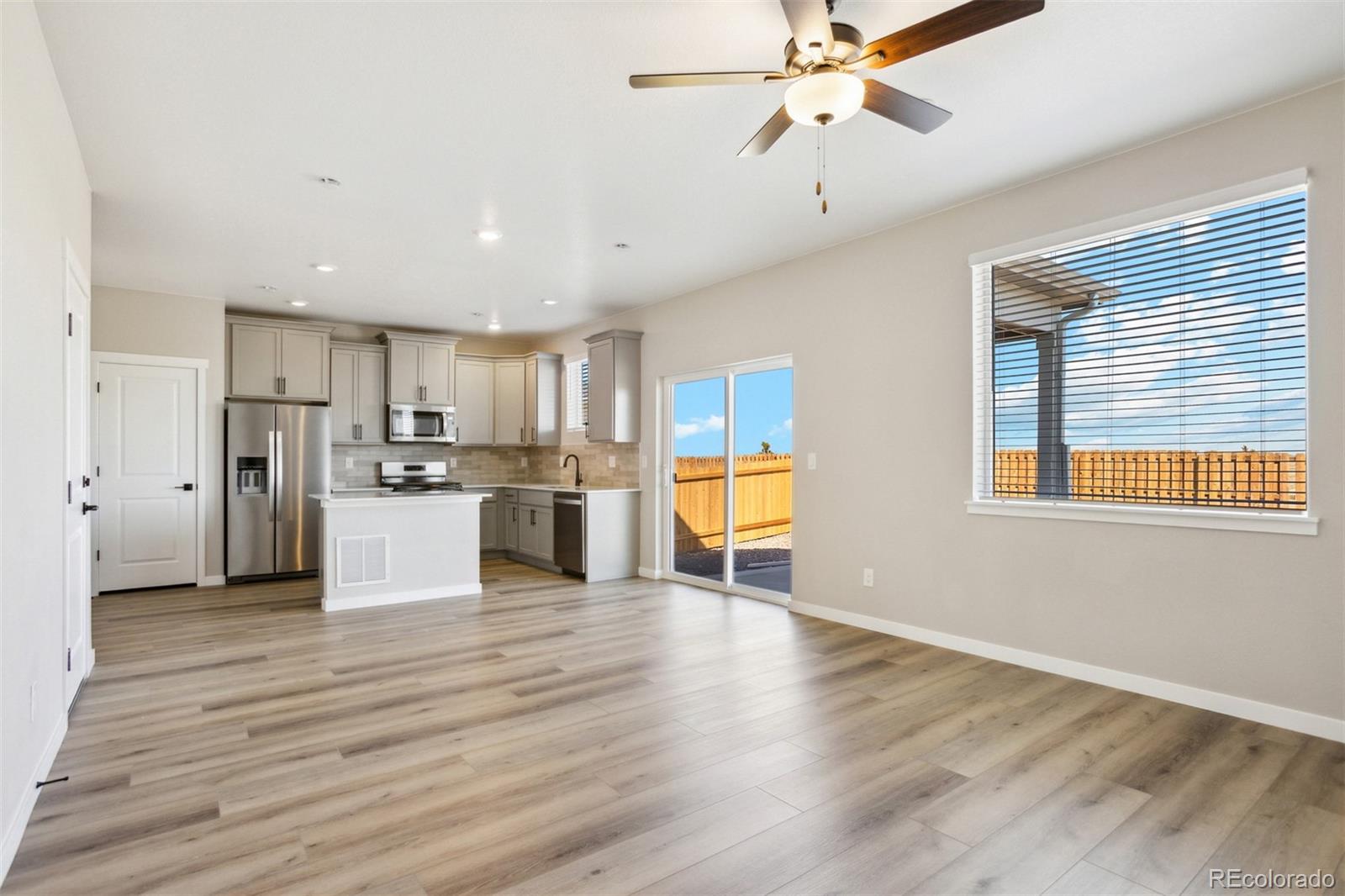 MLS Image #3 for 17943 e 94th place,commerce city, Colorado