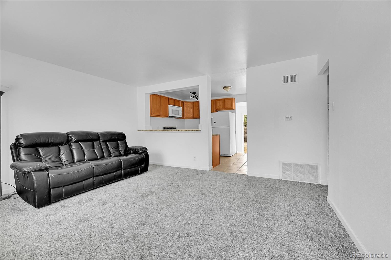 MLS Image #5 for 7681  kearney drive,commerce city, Colorado