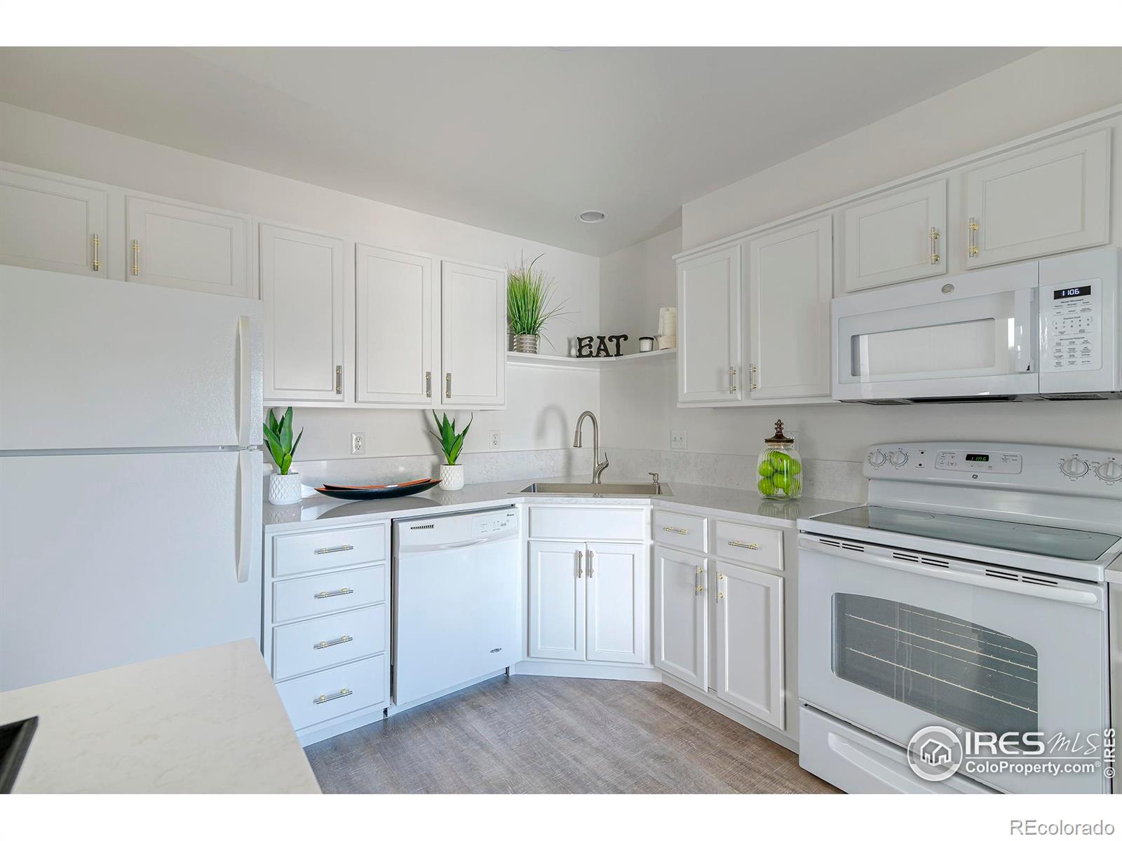 MLS Image #6 for 2159  meadow court,longmont, Colorado