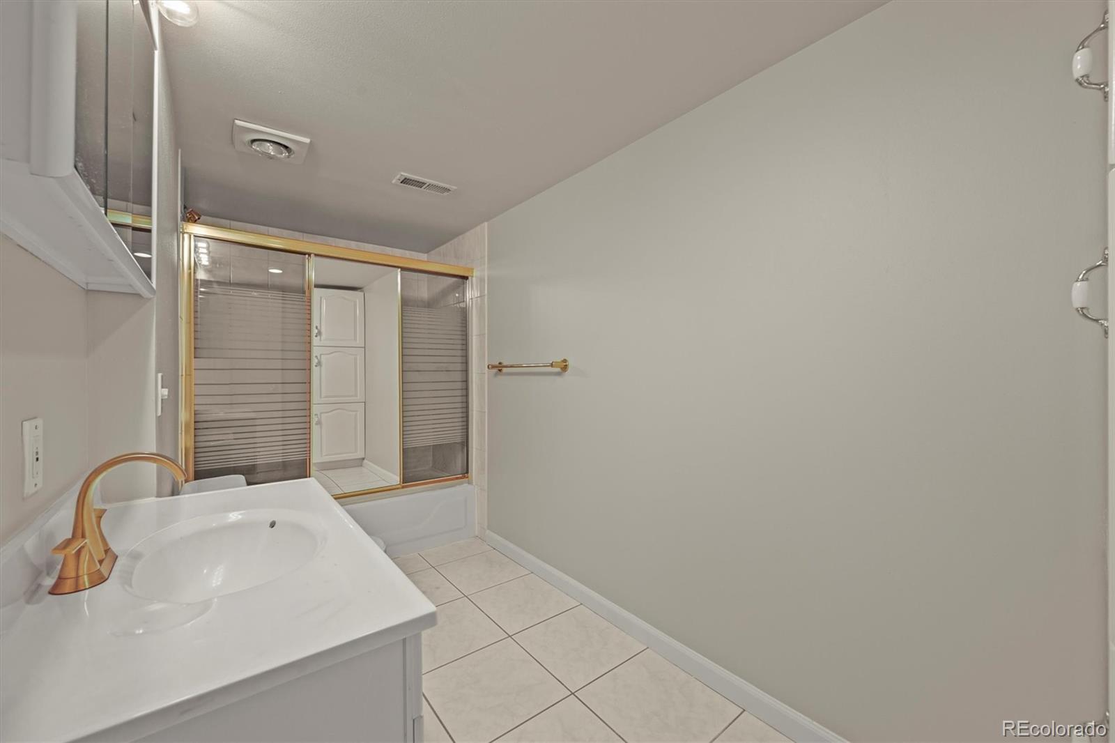 MLS Image #41 for 6102 s nome court,englewood, Colorado