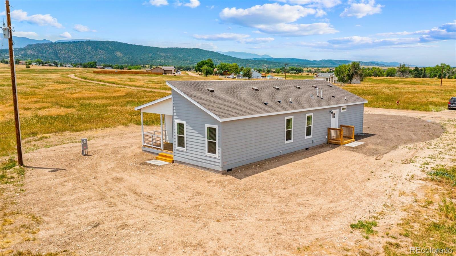 MLS Image #38 for    ,, Colorado