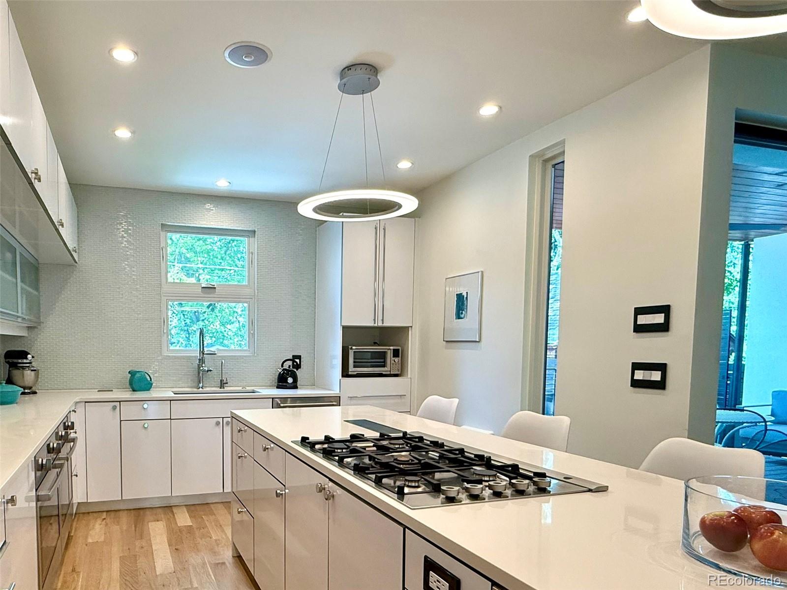 MLS Image #7 for 451  hudson ,denver, Colorado