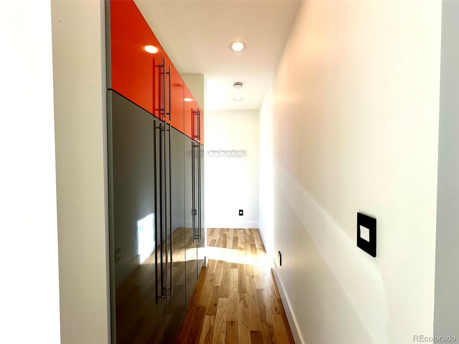 MLS Image #9 for 451  hudson ,denver, Colorado