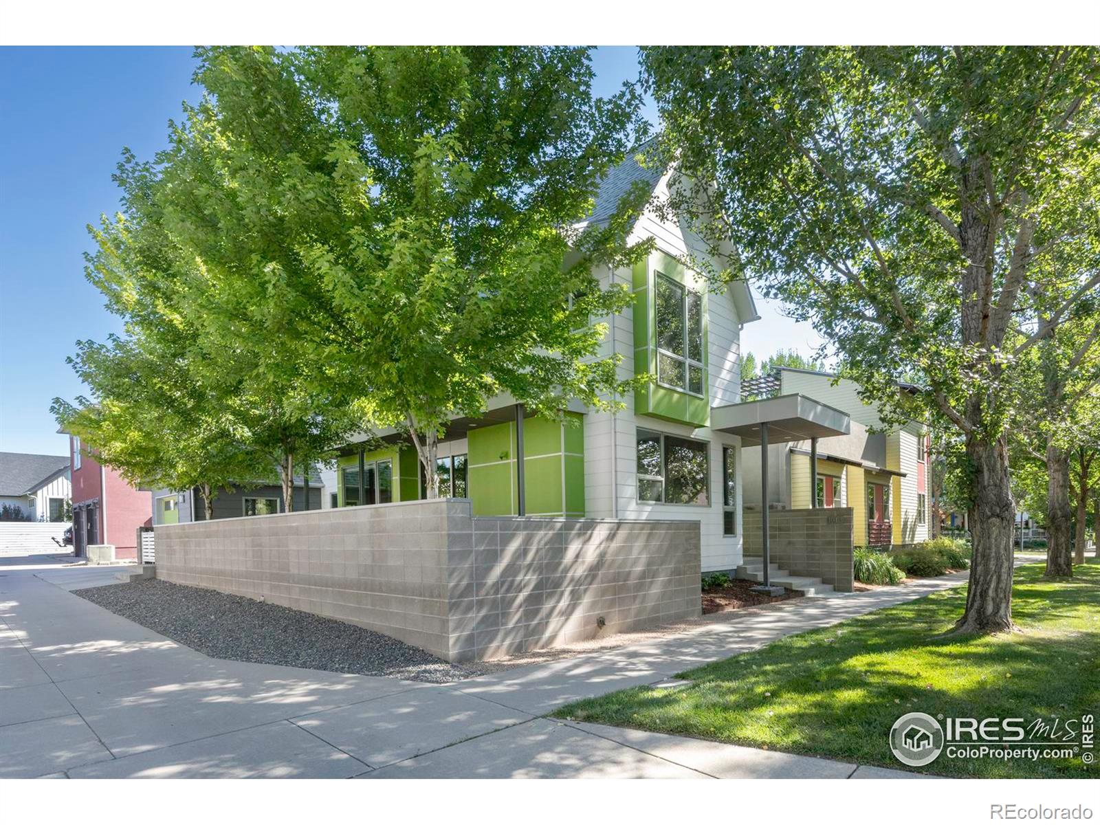 MLS Image #3 for 1012  confidence drive,longmont, Colorado