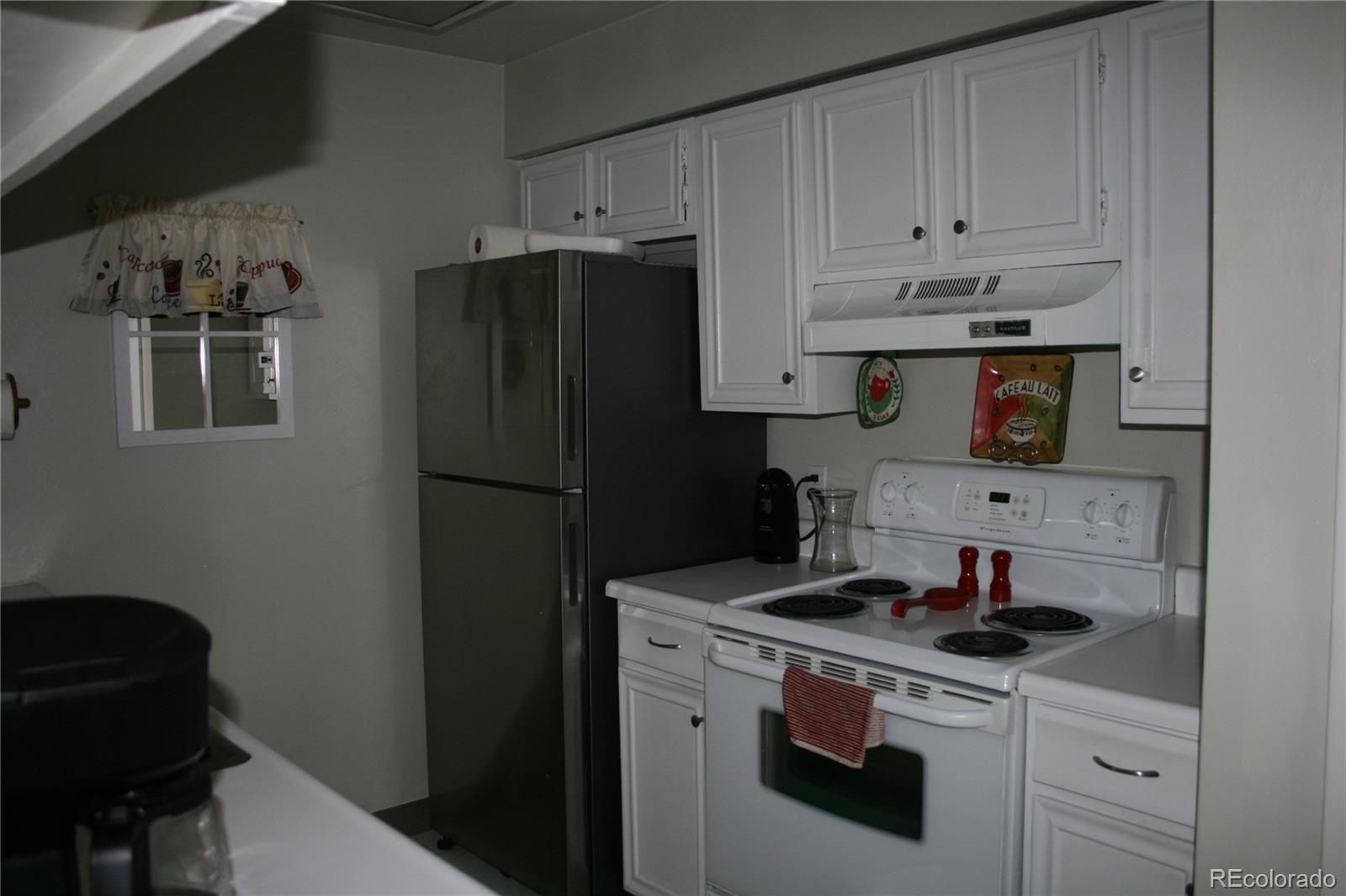 MLS Image #2 for 7700 w glasgow place,littleton, Colorado