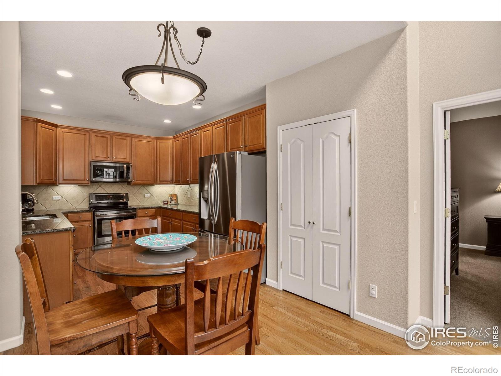 MLS Image #7 for 1632  metropolitan drive,longmont, Colorado