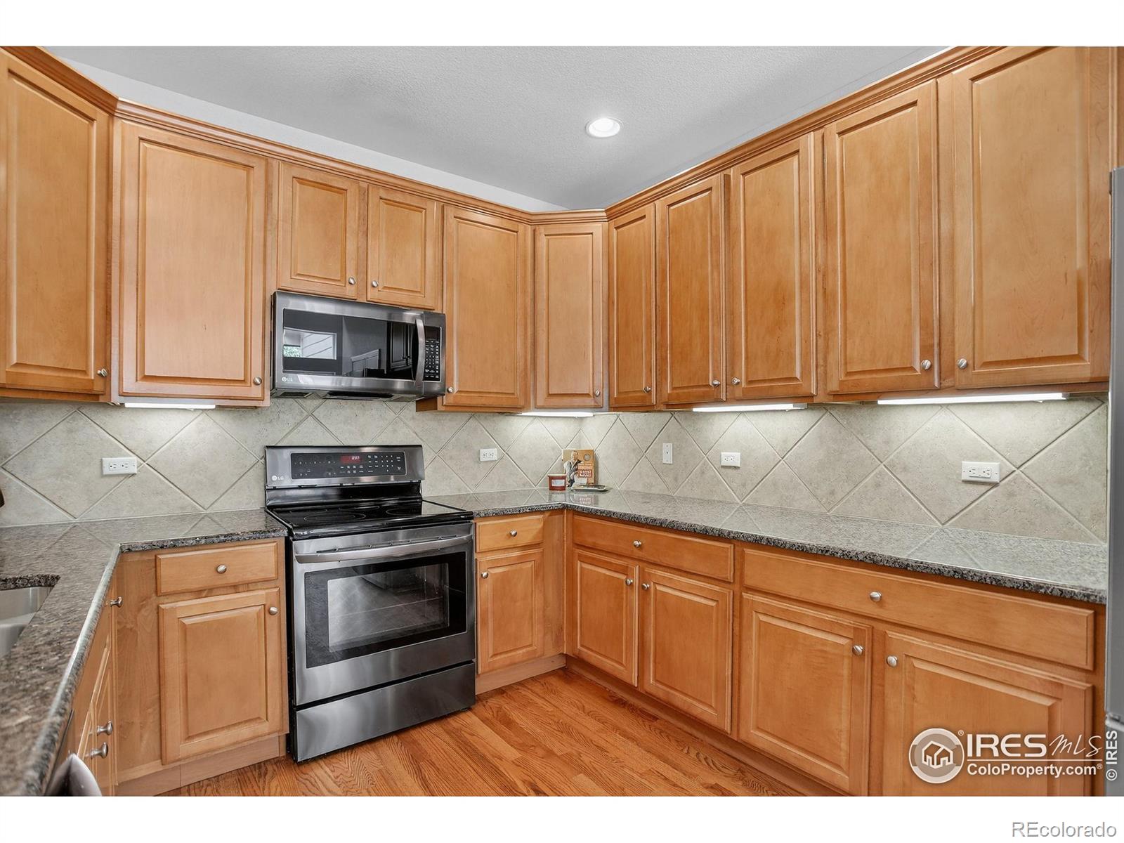 MLS Image #9 for 1632  metropolitan drive,longmont, Colorado