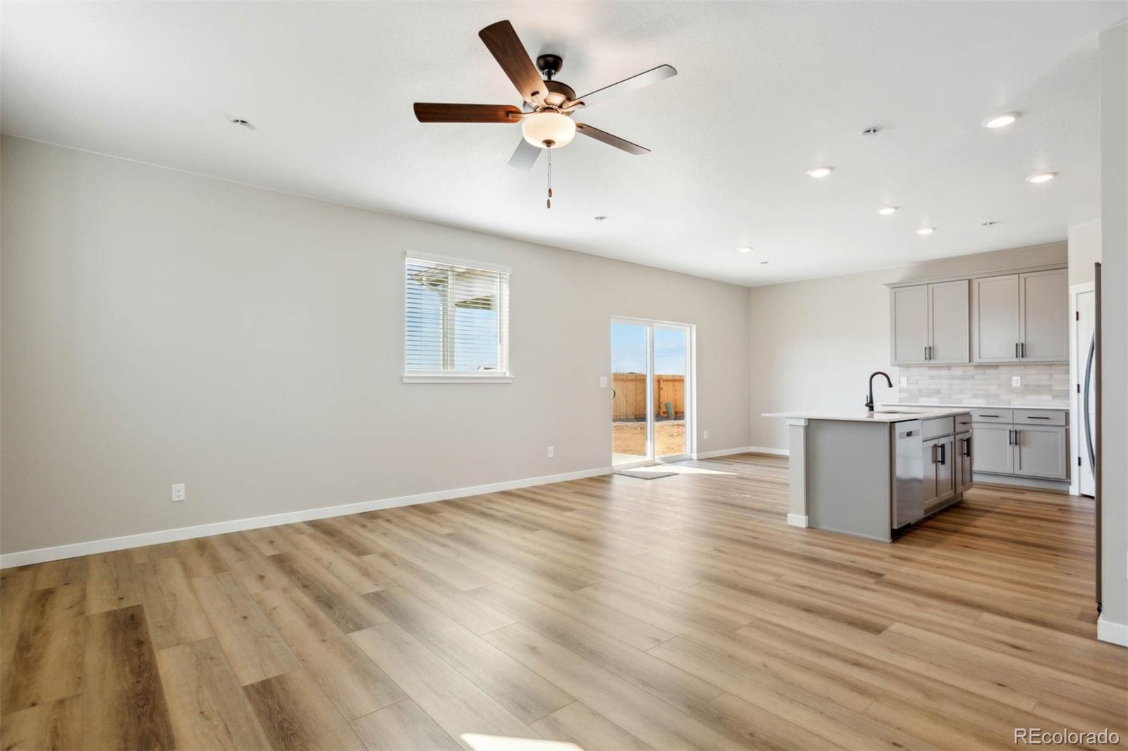 MLS Image #2 for 9401  yampa street,commerce city, Colorado