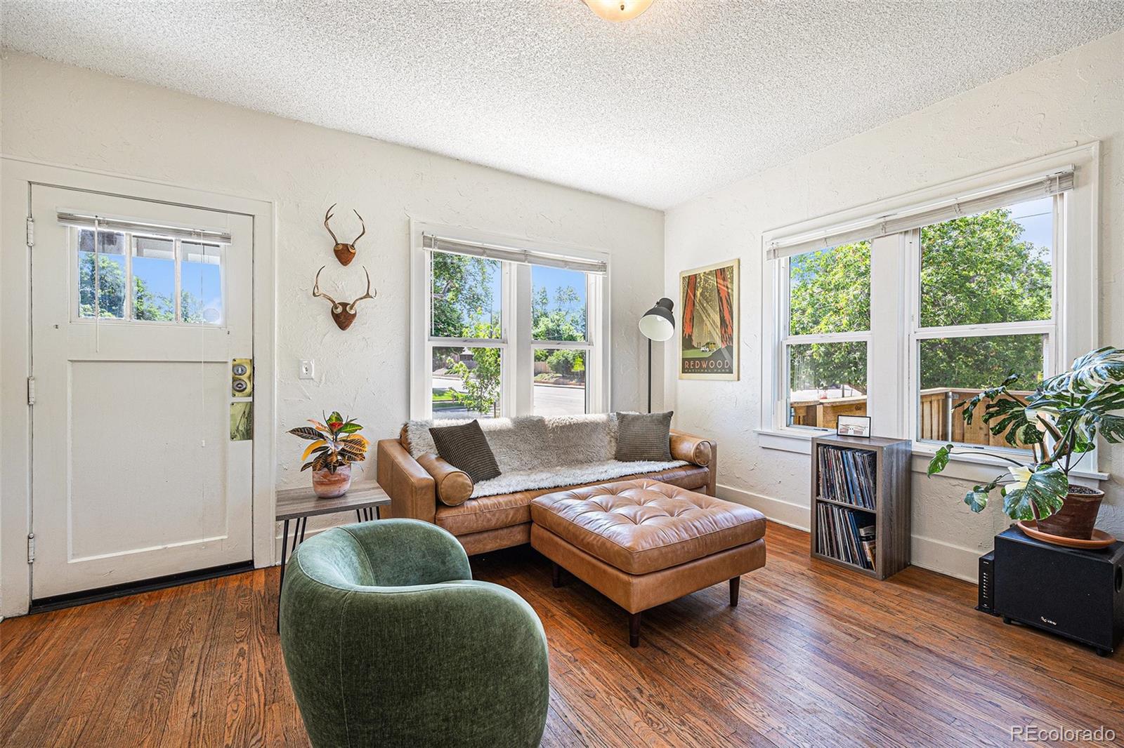 MLS Image #2 for 2087 s clarkson street,denver, Colorado