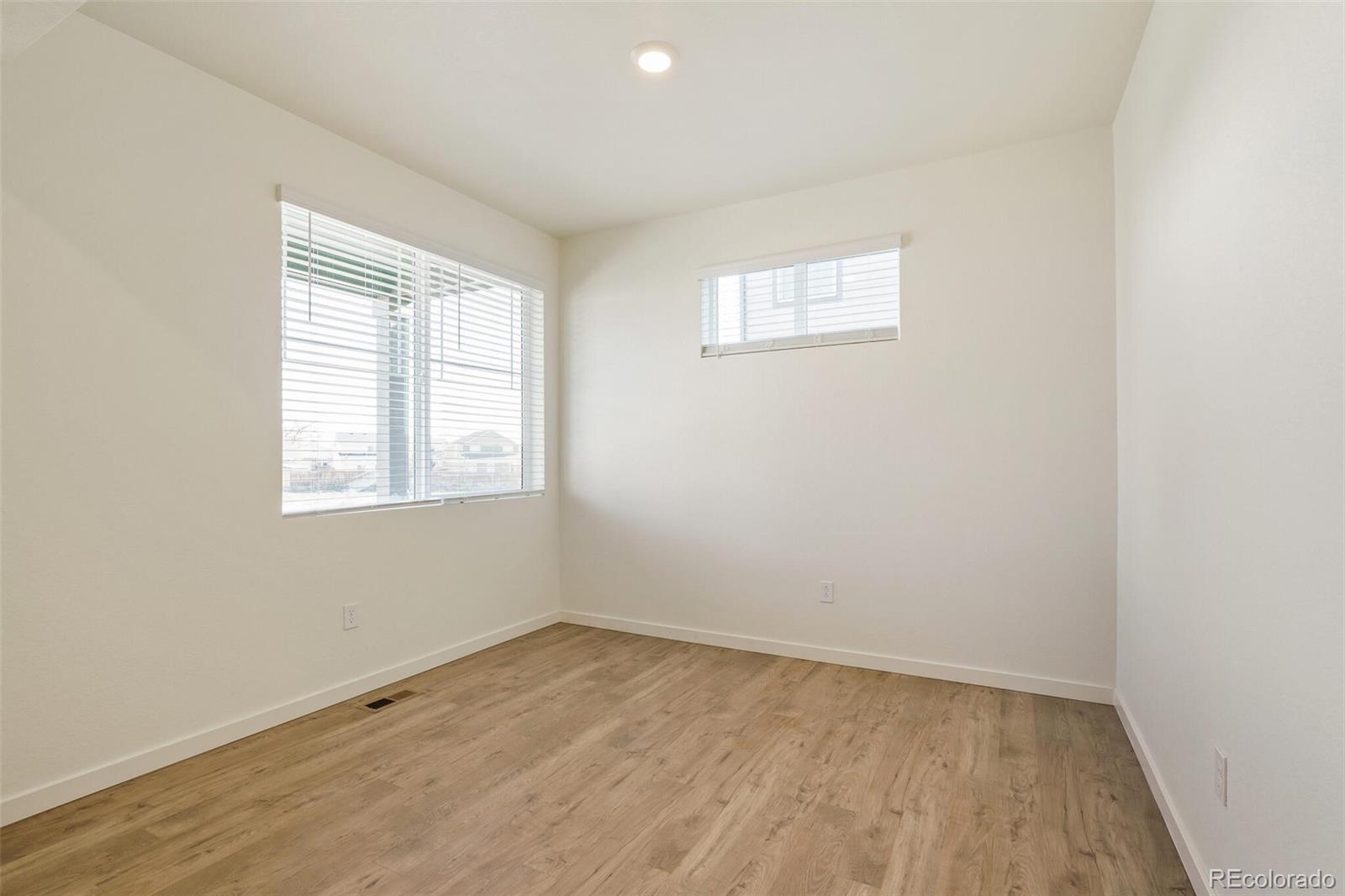 MLS Image #16 for 13467  valentia street,thornton, Colorado