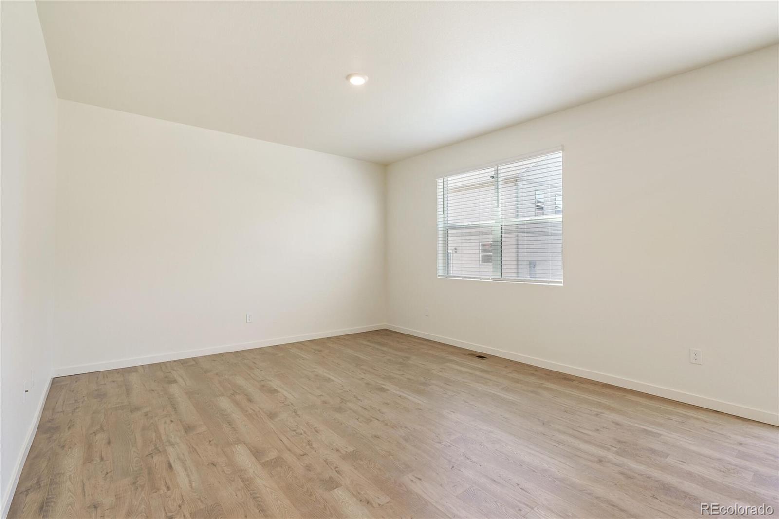 MLS Image #6 for 13467  valentia street,thornton, Colorado