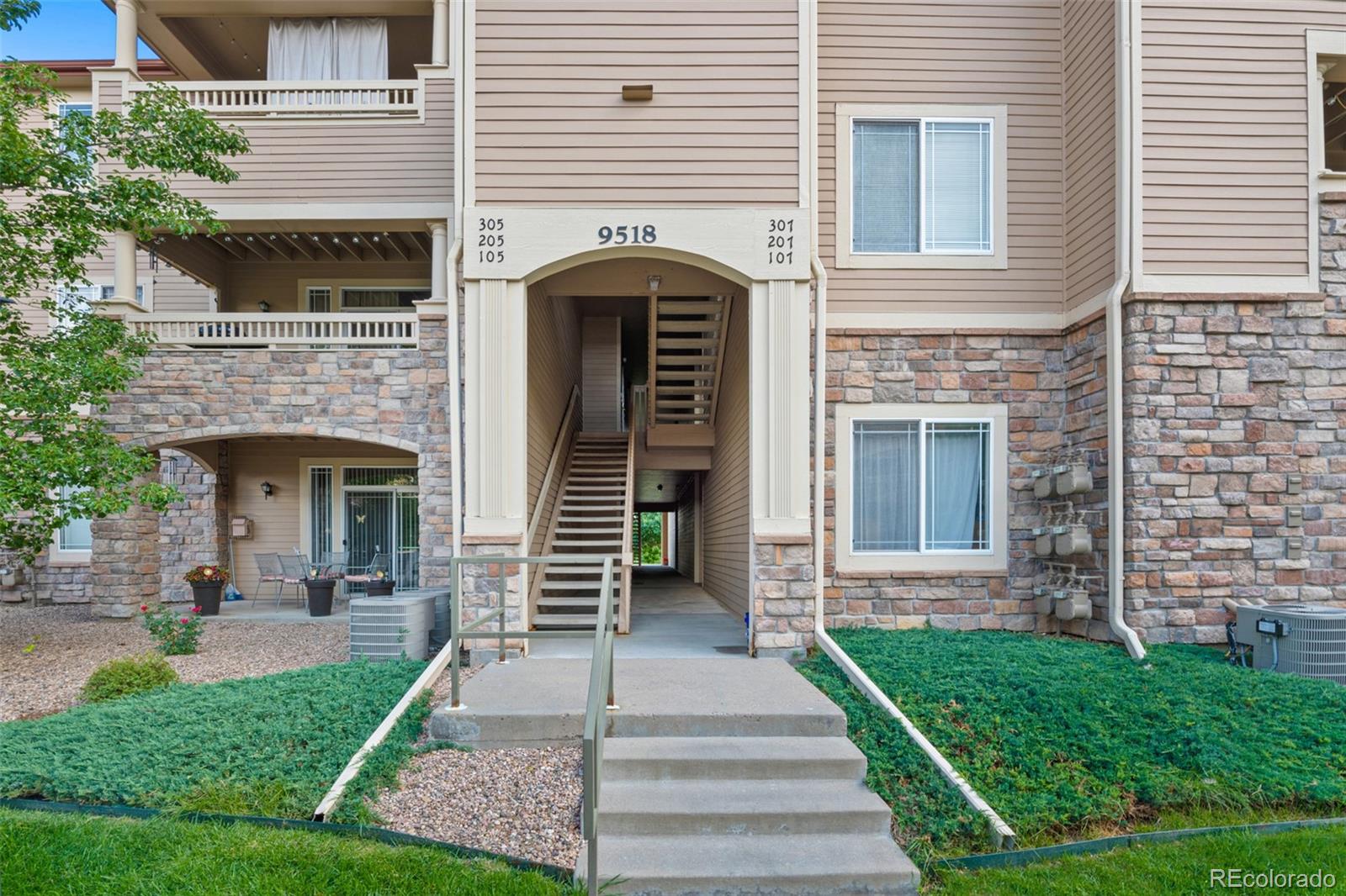 MLS Image #2 for 9518 w san juan circle 307,littleton, Colorado