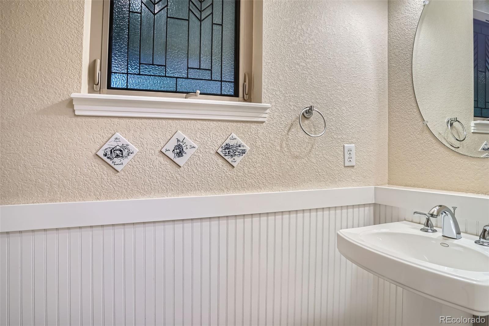 MLS Image #13 for 10193 e 29th avenue,denver, Colorado