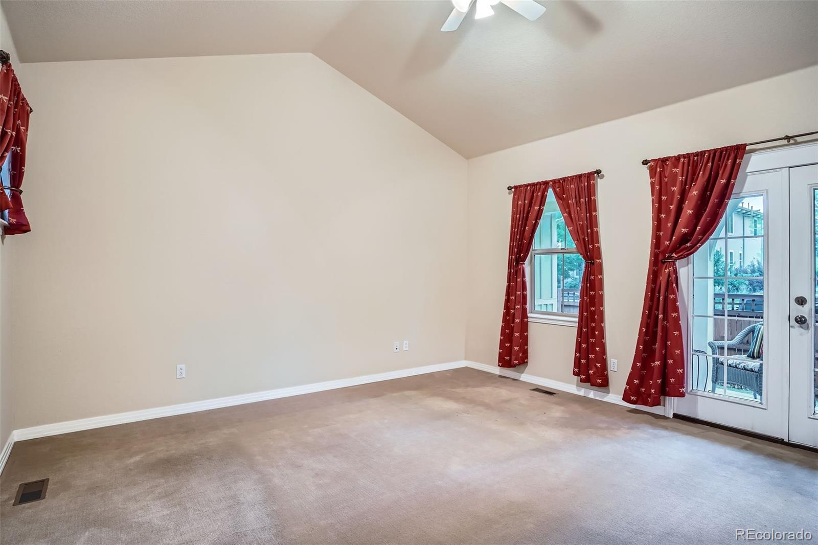 MLS Image #14 for 10193 e 29th avenue,denver, Colorado