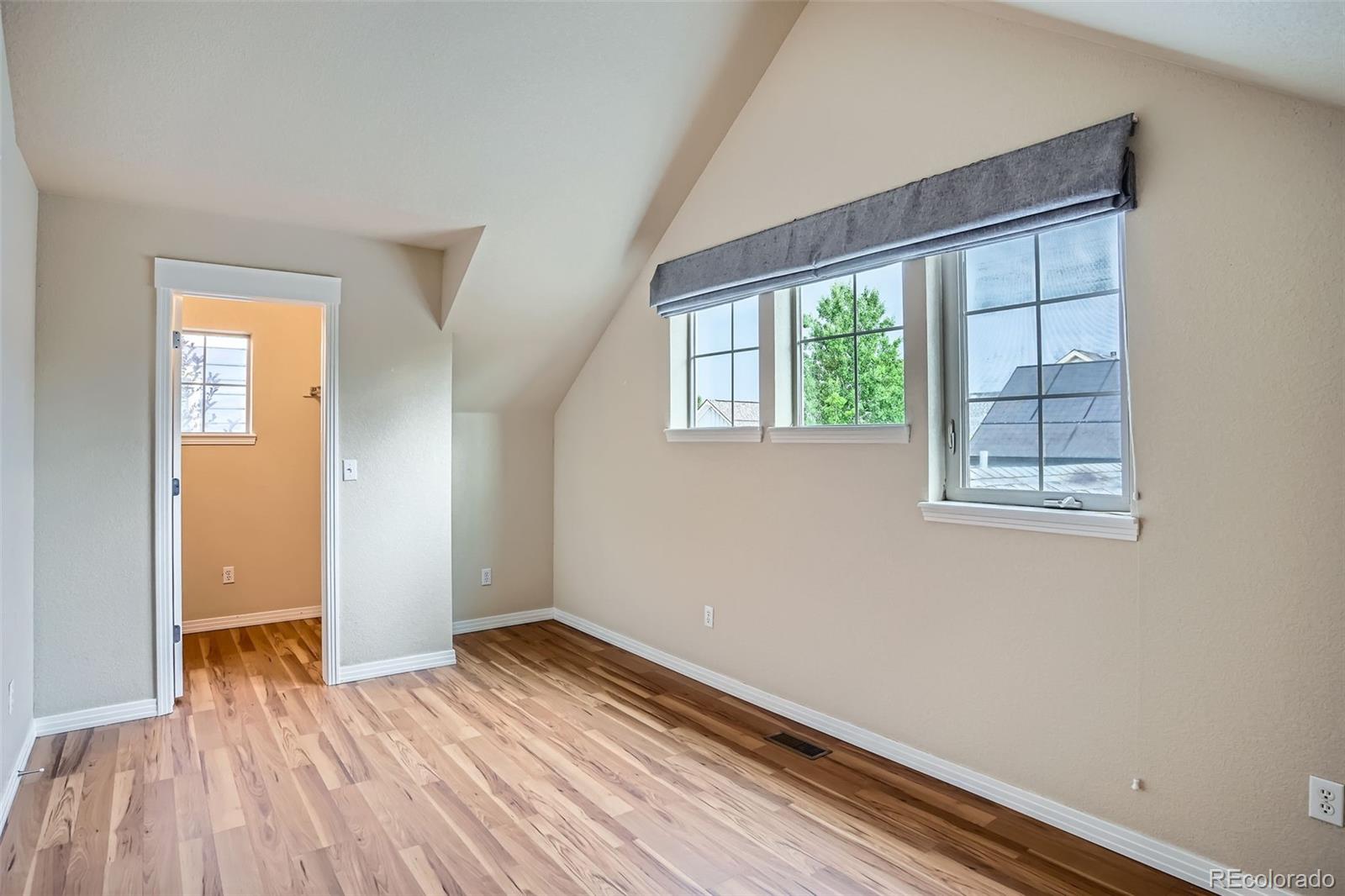 MLS Image #18 for 10193 e 29th avenue,denver, Colorado