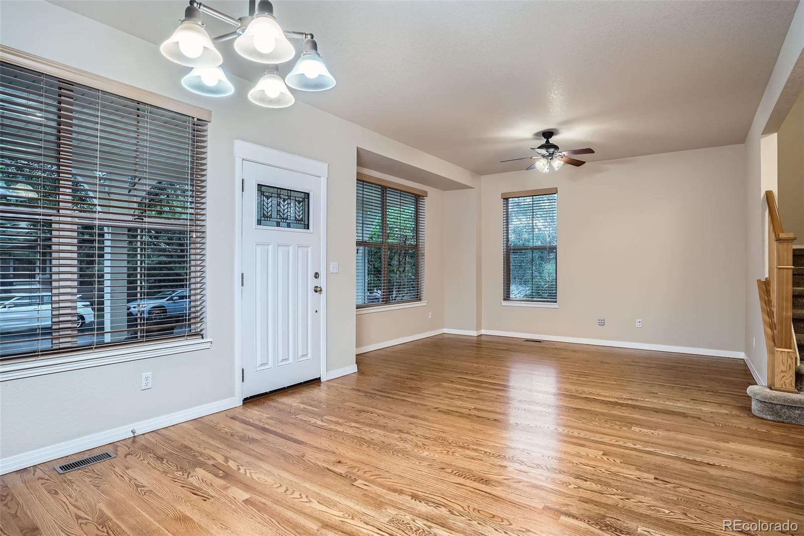 MLS Image #6 for 10193 e 29th avenue,denver, Colorado