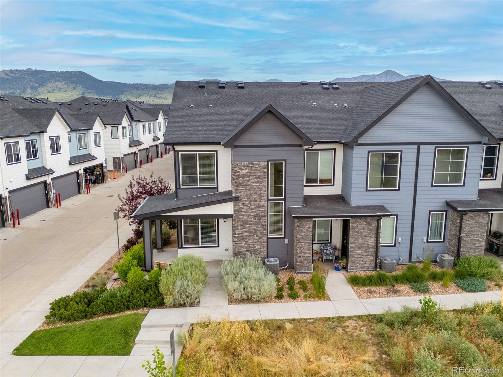 MLS Image #2 for 9284  gore street,arvada, Colorado