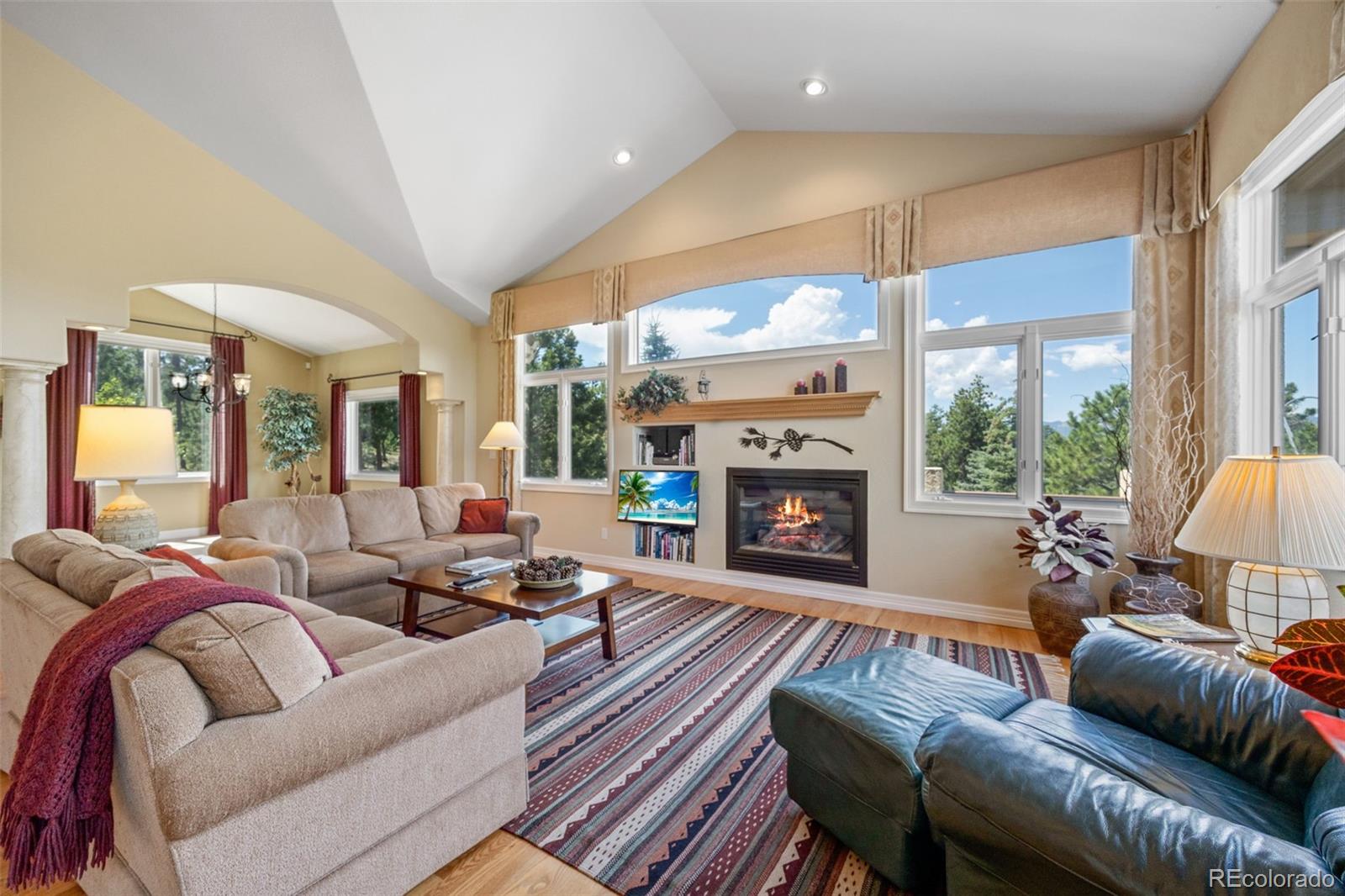 MLS Image #10 for 17551  colonial park drive,monument, Colorado