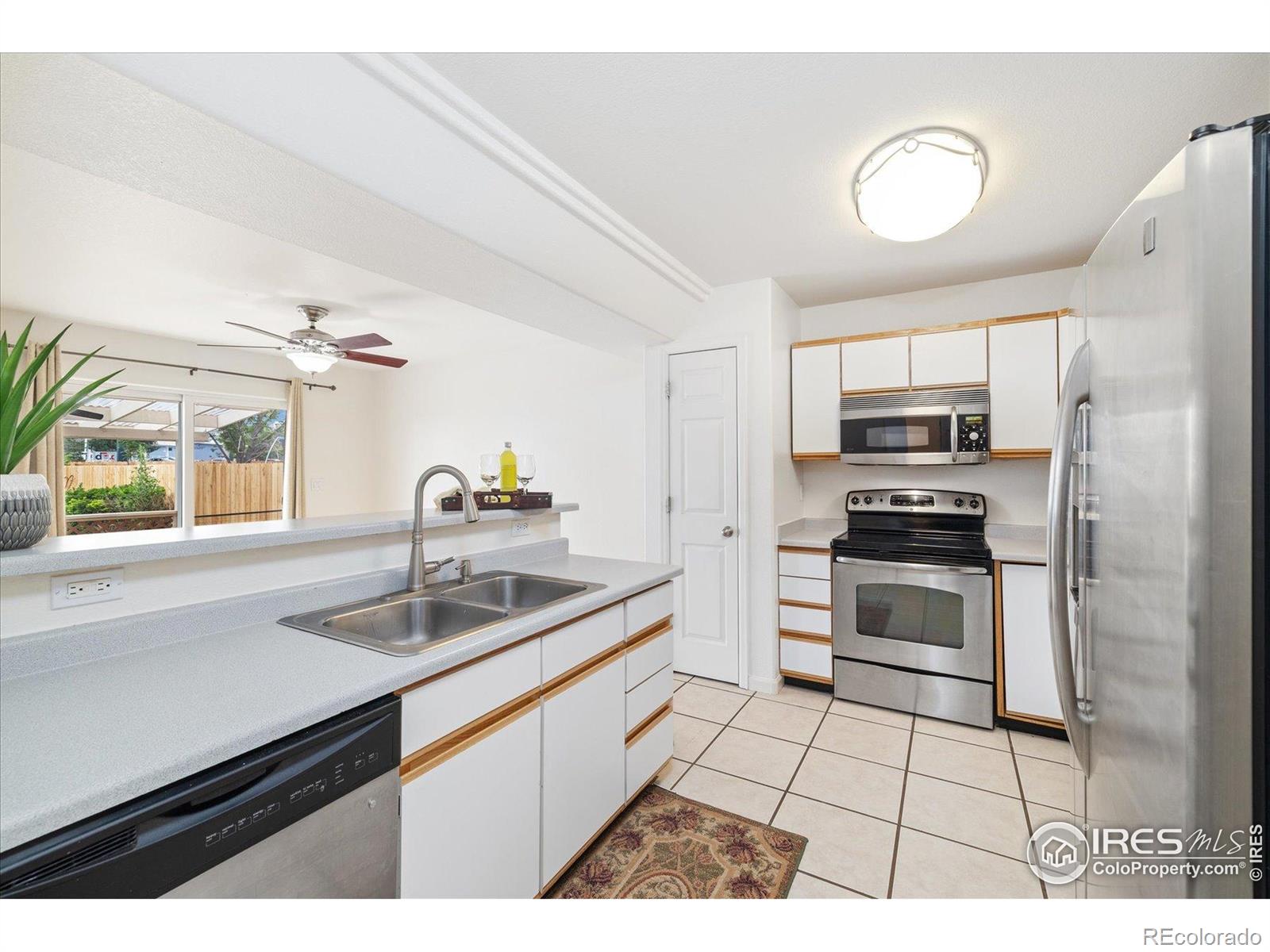 MLS Image #11 for 1224  country acres court,johnstown, Colorado