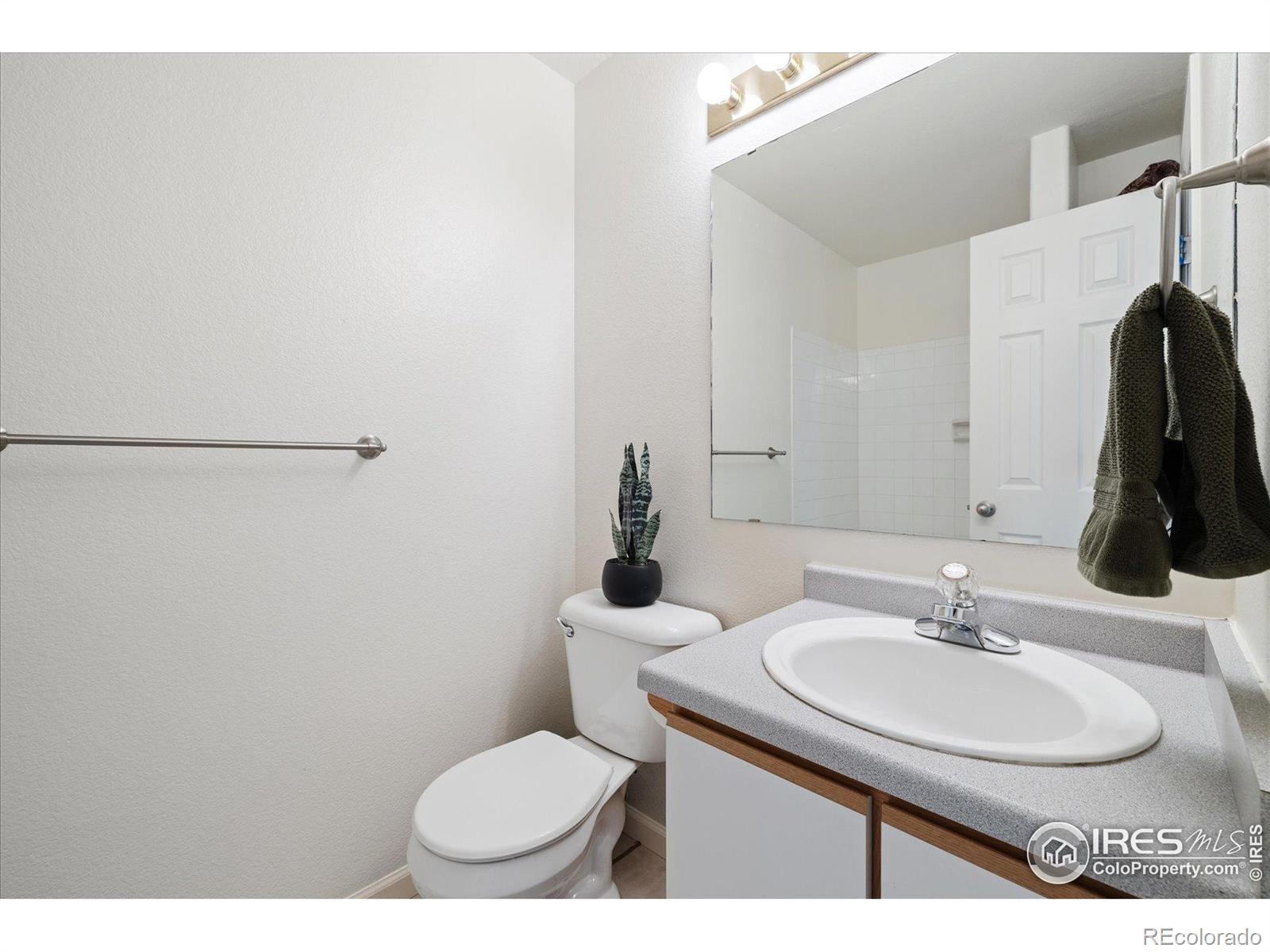 MLS Image #14 for 1224  country acres court,johnstown, Colorado