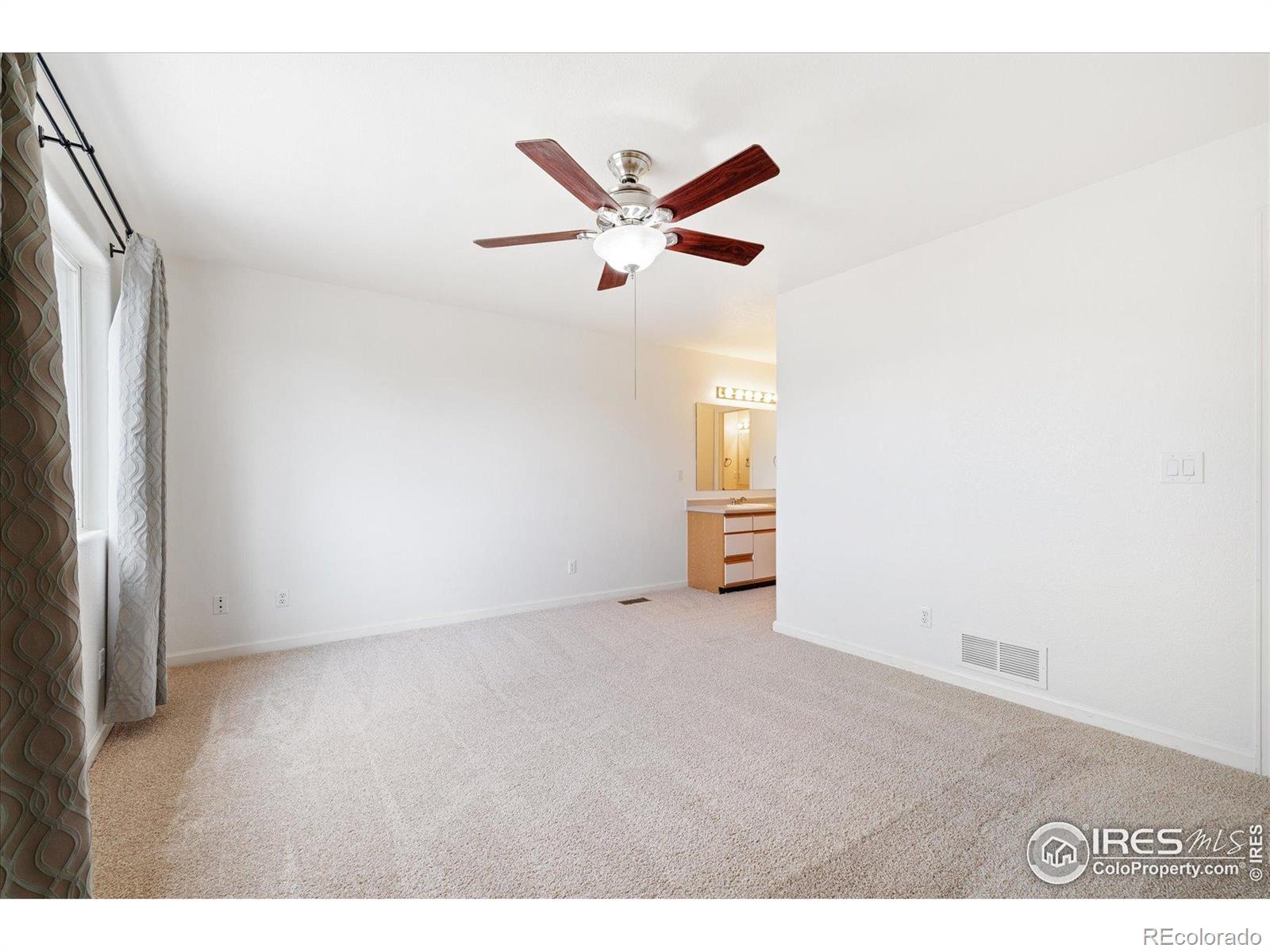 MLS Image #16 for 1224  country acres court,johnstown, Colorado
