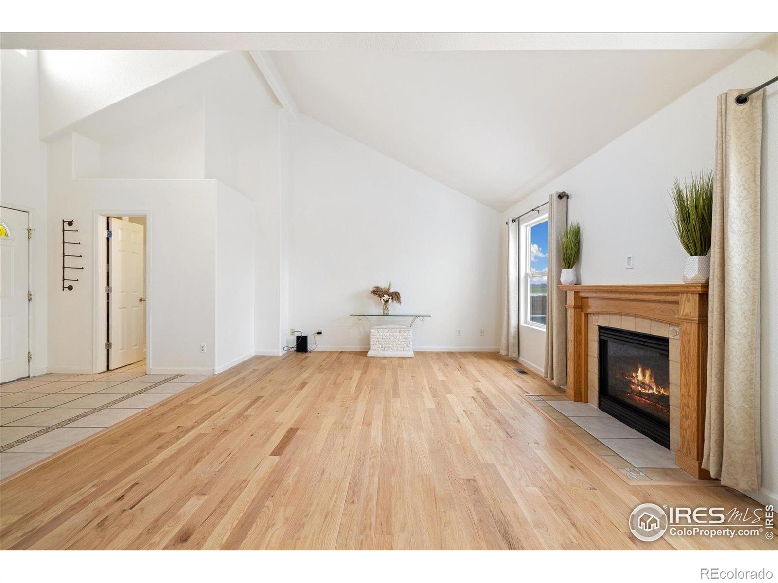 MLS Image #2 for 1224  country acres court,johnstown, Colorado