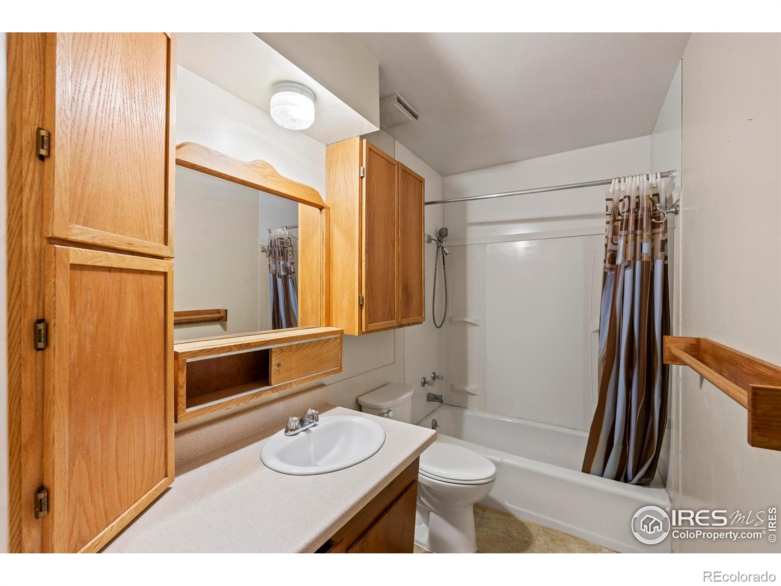 MLS Image #7 for 1824  valley view lane,fort collins, Colorado